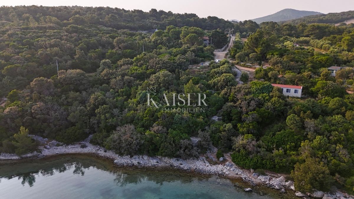  Zazidljivo zemljišče Artatore, Mali Lošinj, 729m2