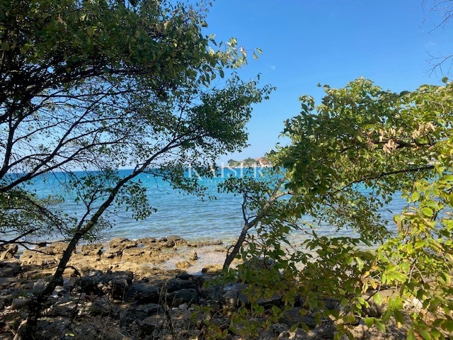 Istra - Umag, nova hiša z opremo in vrtom