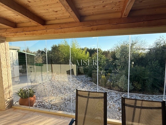 Istra - Umag, nova hiša z opremo in vrtom