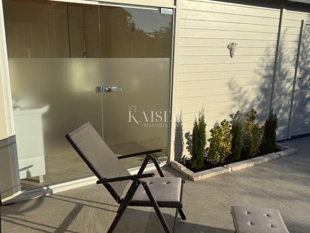 Istra - Umag, nova hiša z opremo in vrtom