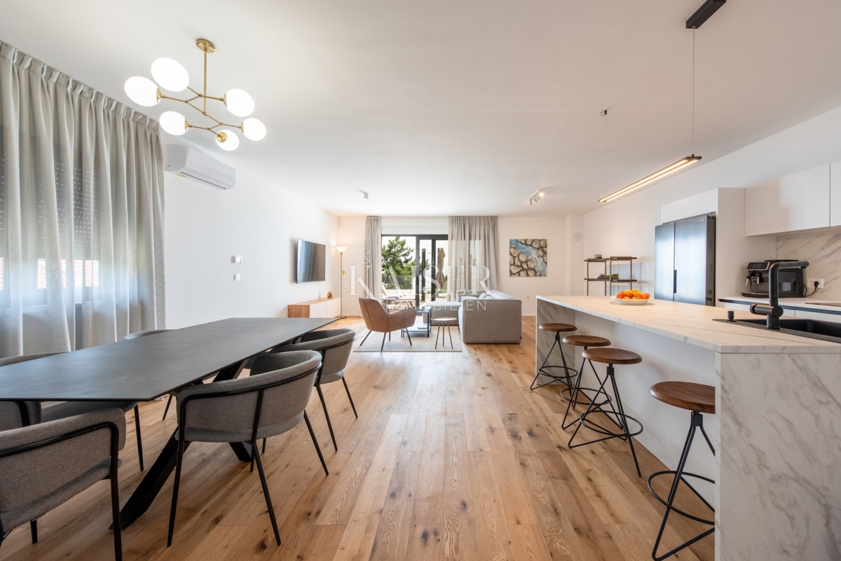 Hiša Šodići, Kostrena, 213m2