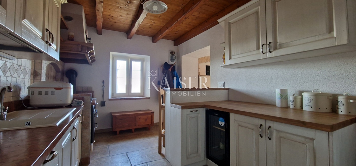 Istra, Jurićani, Edinstvena priložnost!!!! Kamnita hiša v naravi z zemljiščem!!!!