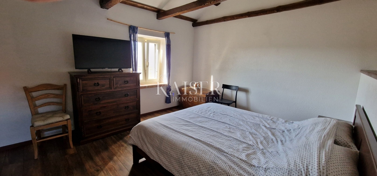 Istra, Jurićani, Edinstvena priložnost!!!! Kamnita hiša v naravi z zemljiščem!!!!