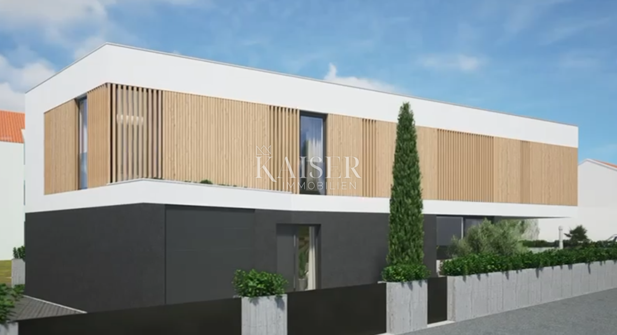 Vodice - Luksuzna moderna vila z bazenom in garažo 300 metrov od morja