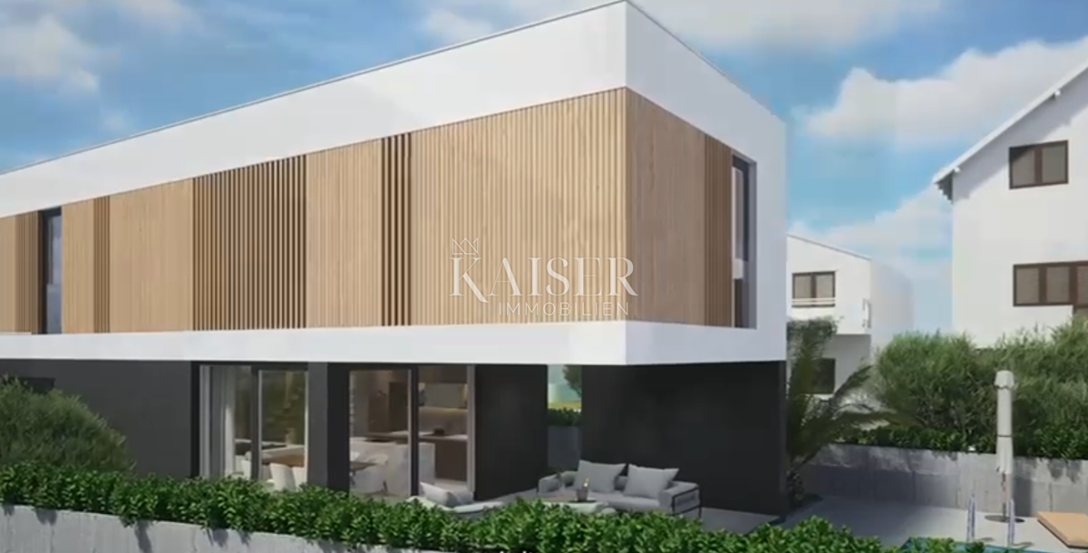 Vodice - Luksuzna moderna vila z bazenom in garažo 300 metrov od morja