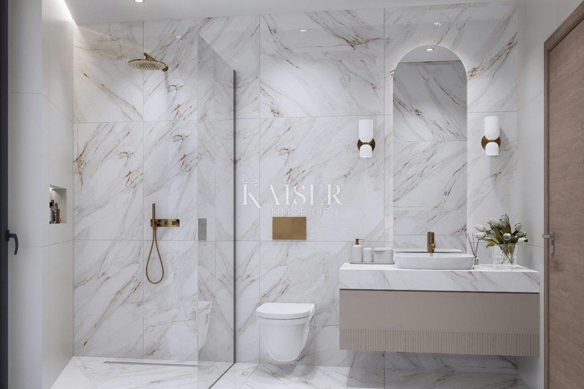 Vodice - Luksuzna moderna vila z bazenom in garažo 300 metrov od morja