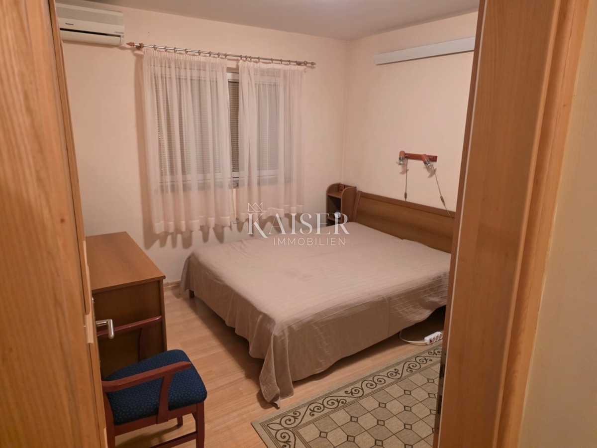 Opatija, dvoetažno stanovanje s teraso in parkiriščem v bližini centra, 147m2