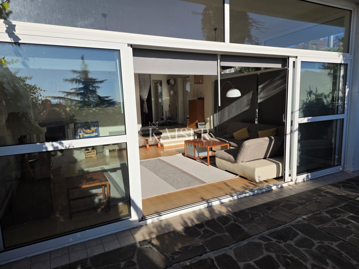 Opatija, dvoetažno stanovanje s teraso in parkiriščem v bližini centra, 147m2