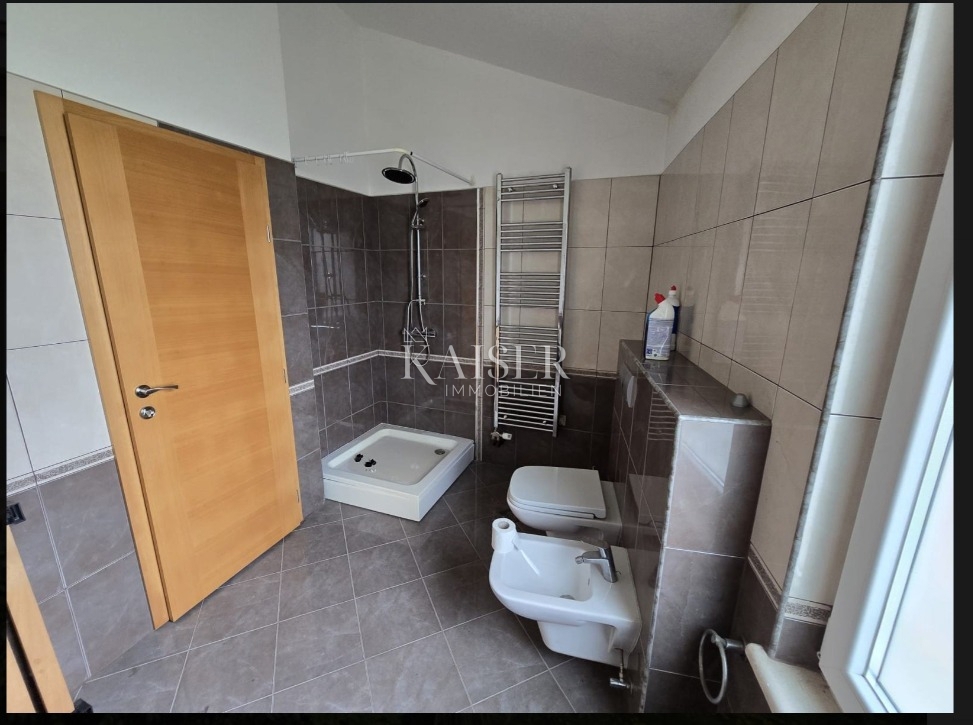 Zadar - Ekskluzivna družinska hiša z vrtom