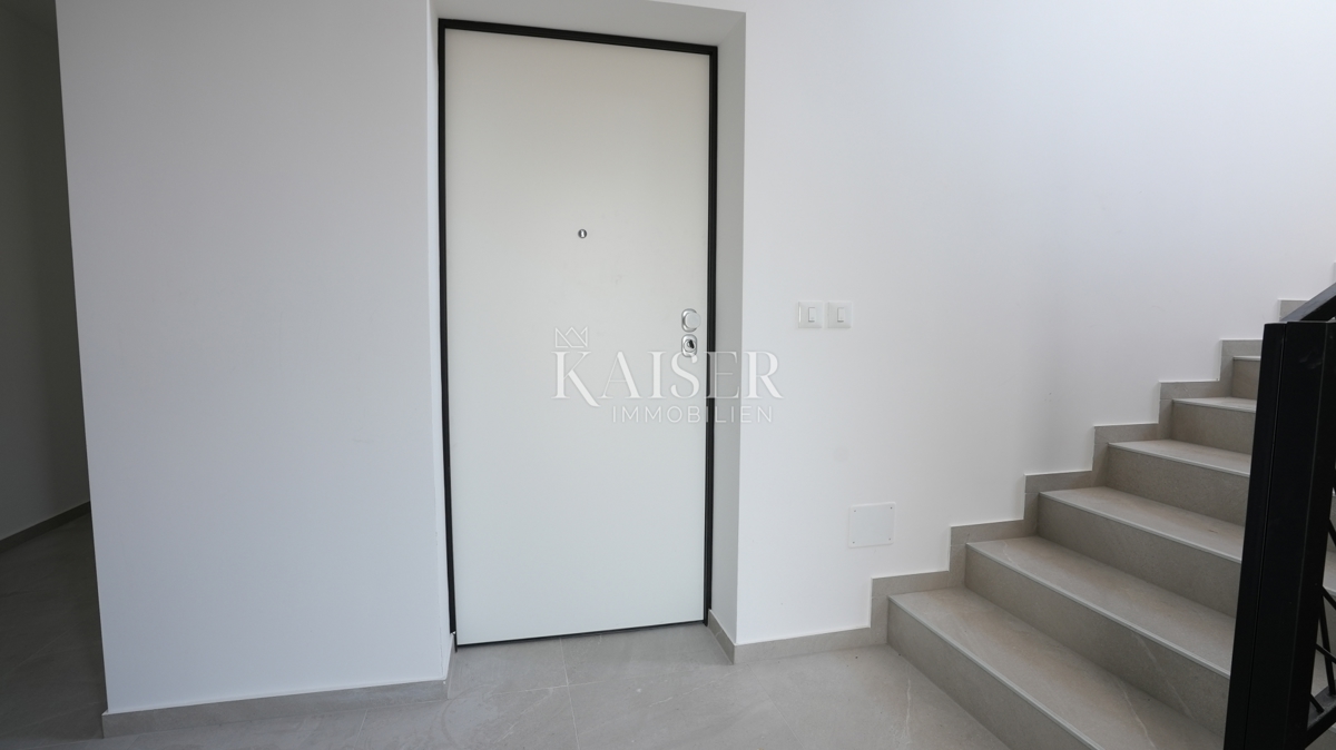 Stanovanje Vodice, 152m2