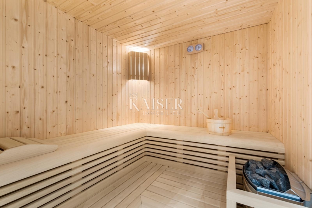 Istra - Poreč, moderna vila z bazenom in wellnessom