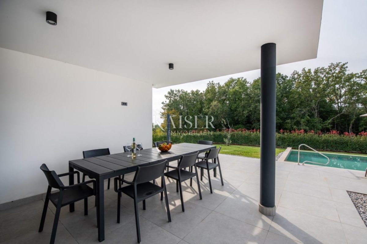 Istra - Poreč, moderna vila z bazenom in wellnessom