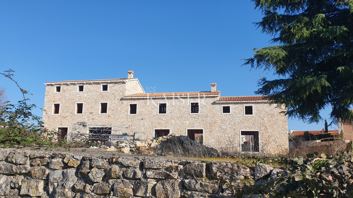 Istra - Lovreč, kamnita roh bau vila s pogledom na morje