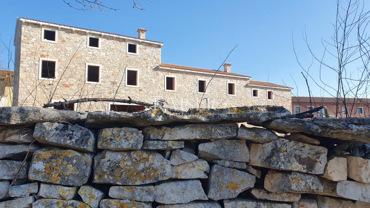 Istra - Lovreč, kamnita roh bau vila s pogledom na morje