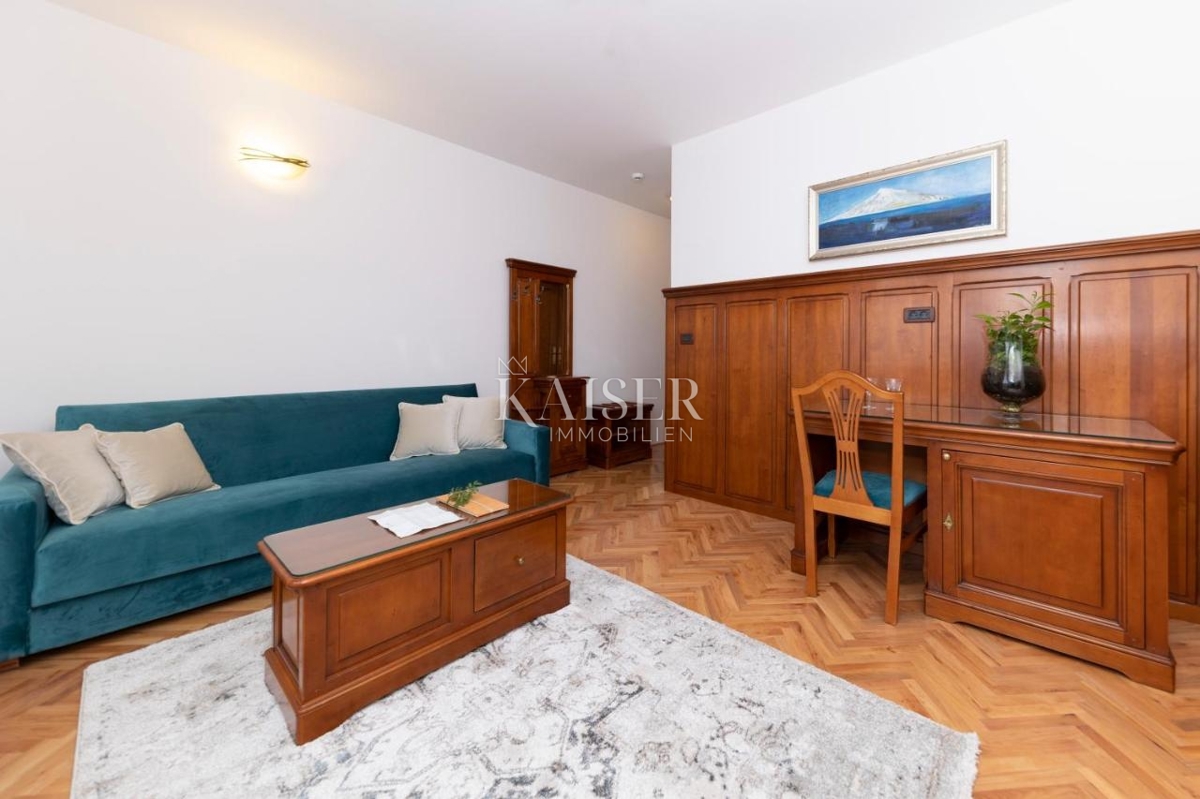 Šibenik - hotel ob morju