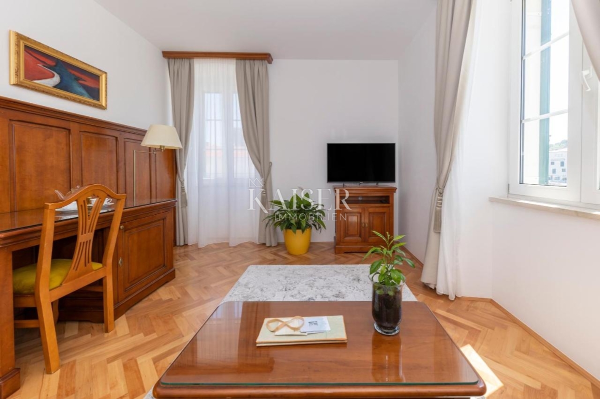 Šibenik - hotel ob morju