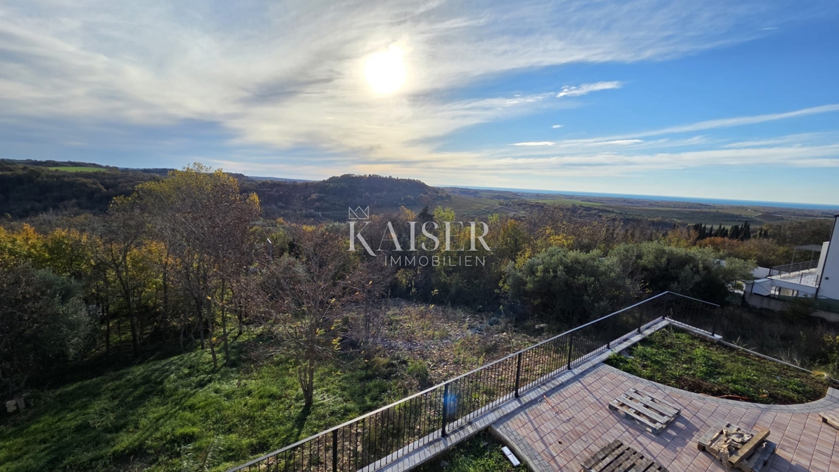 Istra, Buje - gradbeno zemljišče s čudovitim razgledom, 717m2