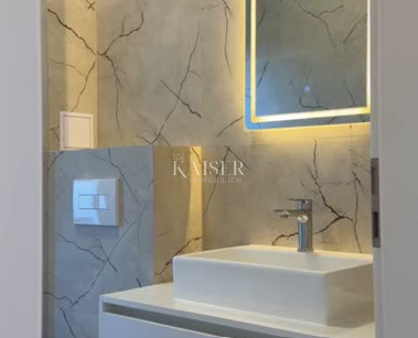 Marina, Trogir - Ekskluzivno, takoj vseljivo stanovanje s panoramskim razgledom in vrtom