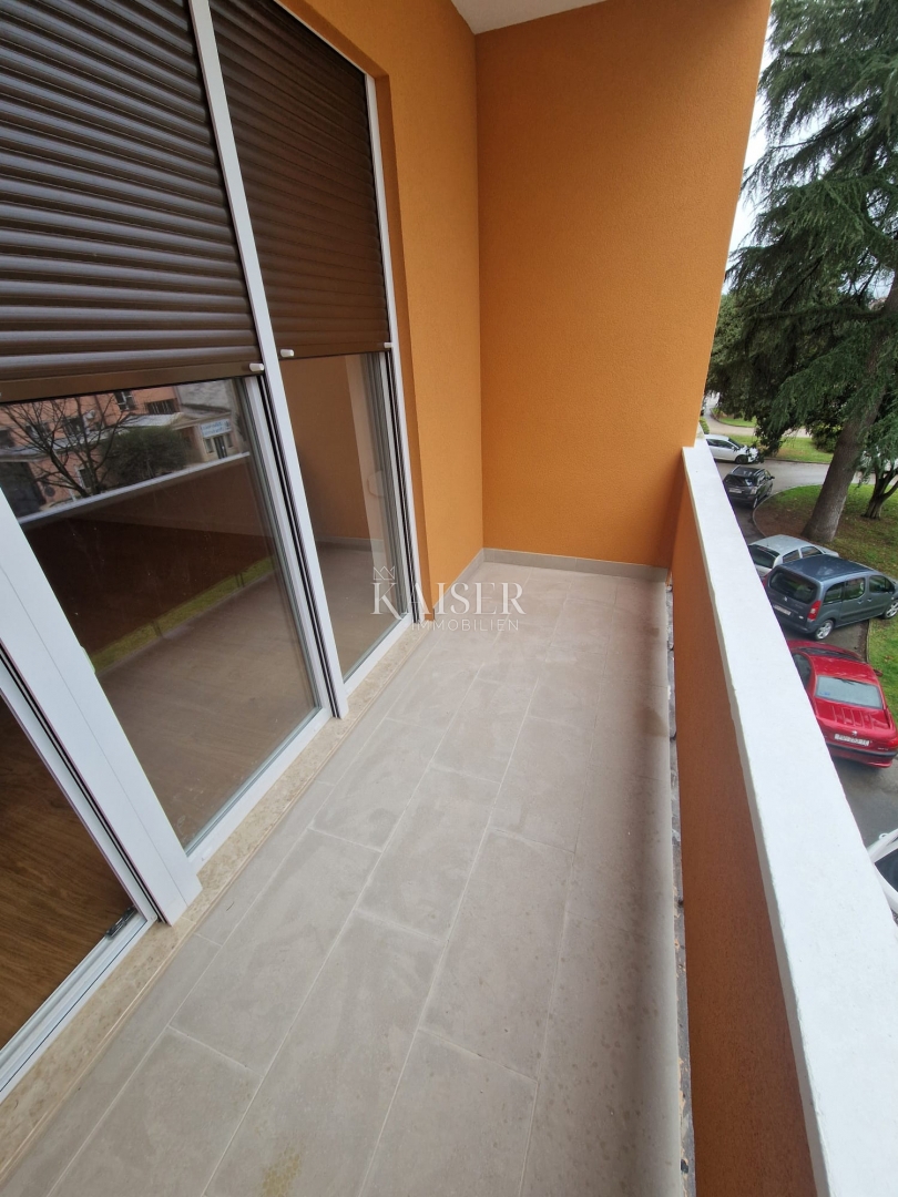 Istra, center Umaga, stanovanje 75m2 200m od morja