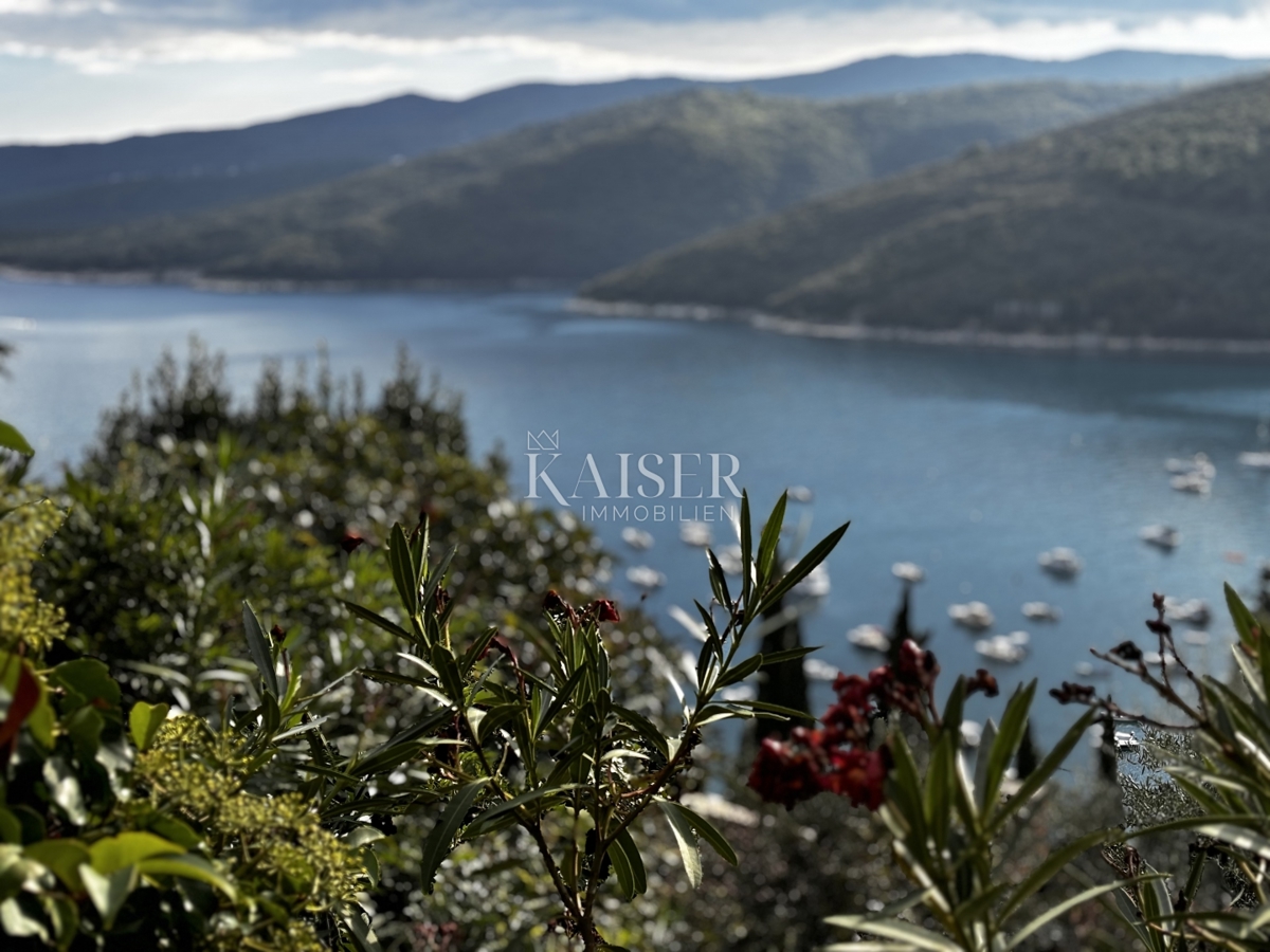 Rabac - tretja vrsta od morja, hiša 155 m2