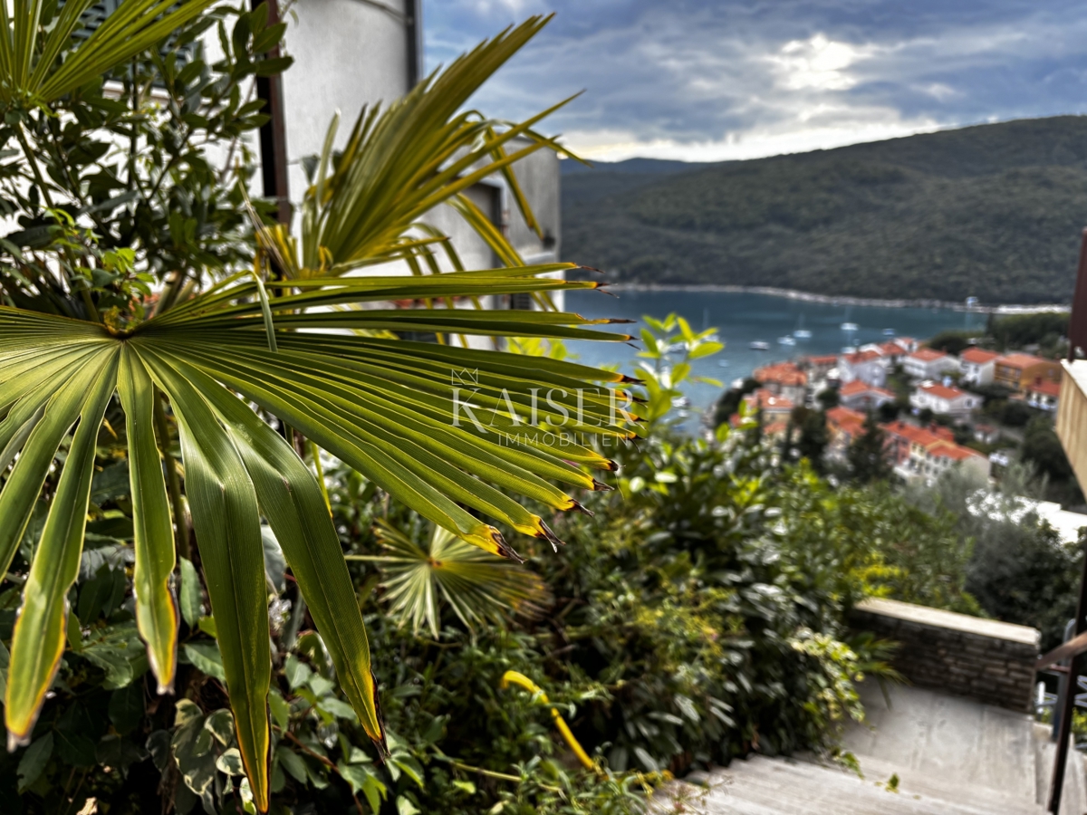 Rabac - tretja vrsta od morja, hiša 155 m2