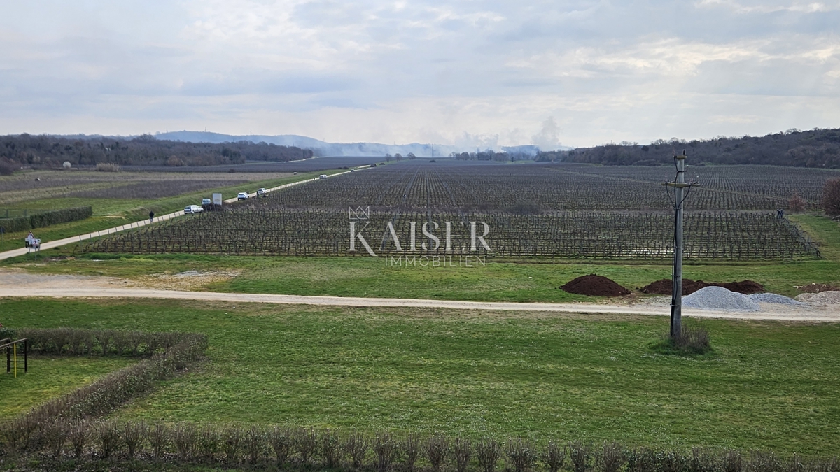 Funtana, Istra, Čudovito stanovanje s parkirnim mestom