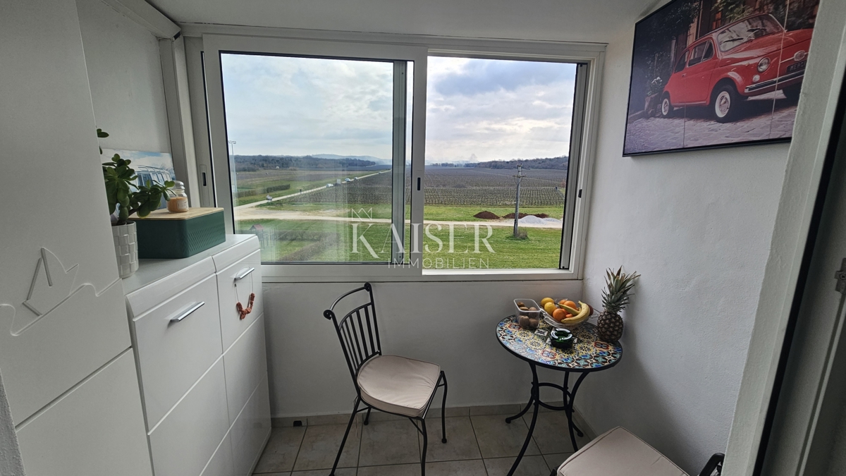 Funtana, Istra, Čudovito stanovanje s parkirnim mestom