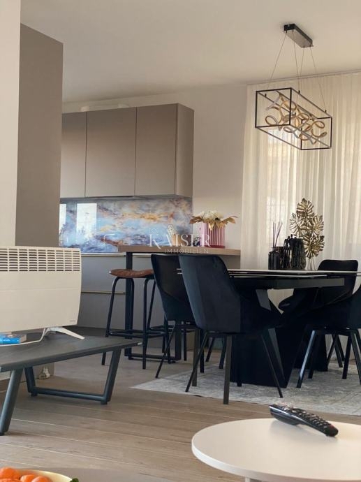 Petrčane novogradnja pritličje 3 spalnice + dnevna soba blizu morja