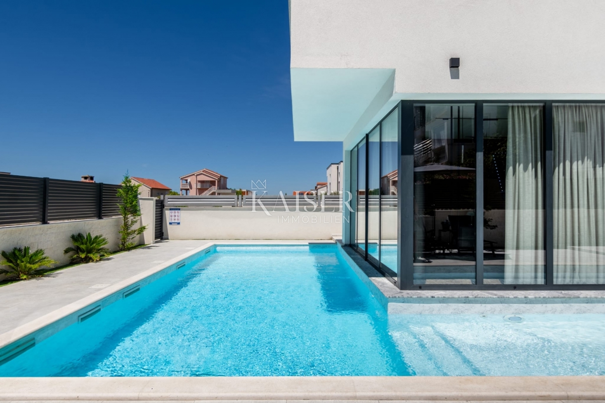 Zadar - Vrsi luksuzna vila 150 m od morja