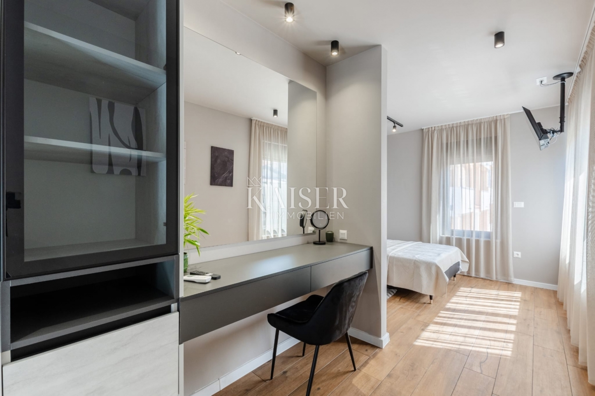 Zadar - Vrsi luksuzna vila 150 m od morja