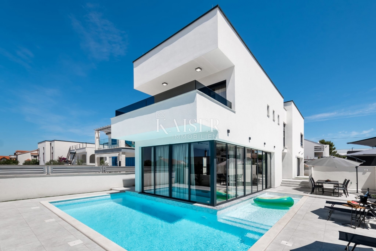 Zadar - Vrsi luksuzna vila 150 m od morja