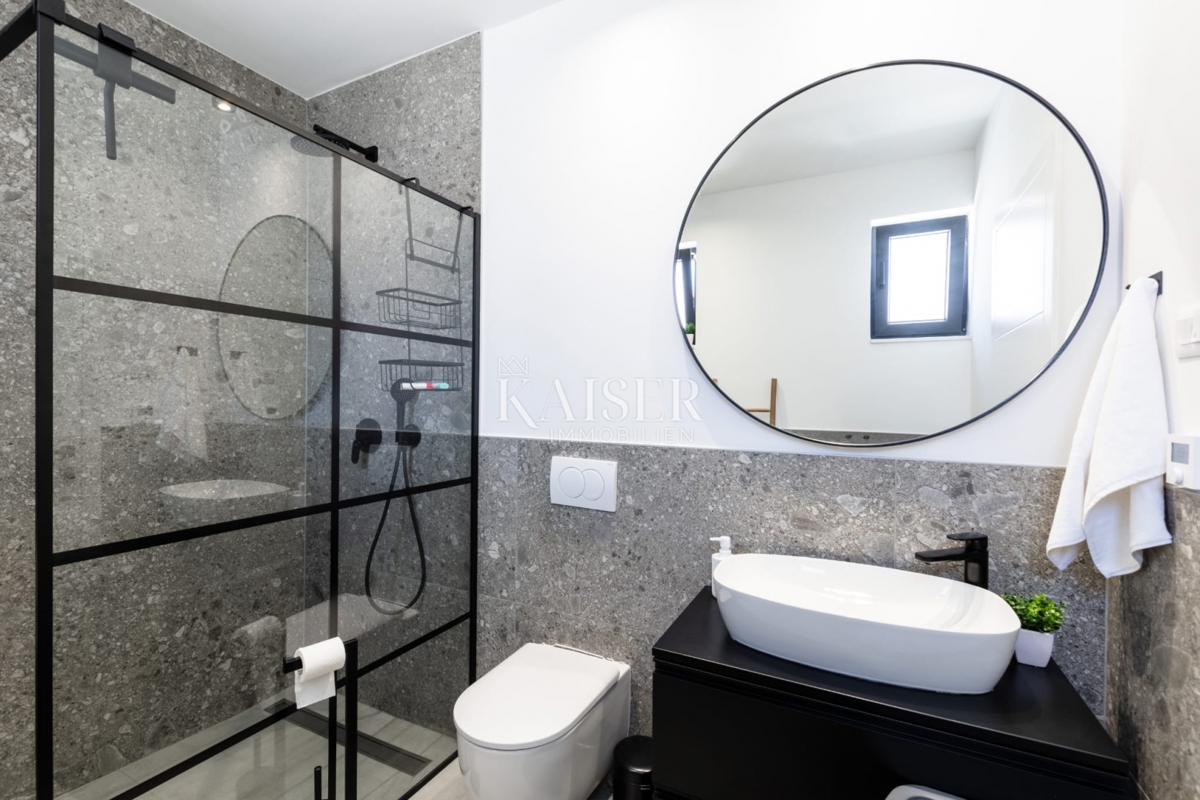 Zadar - Vrsi luksuzna vila 150 m od morja