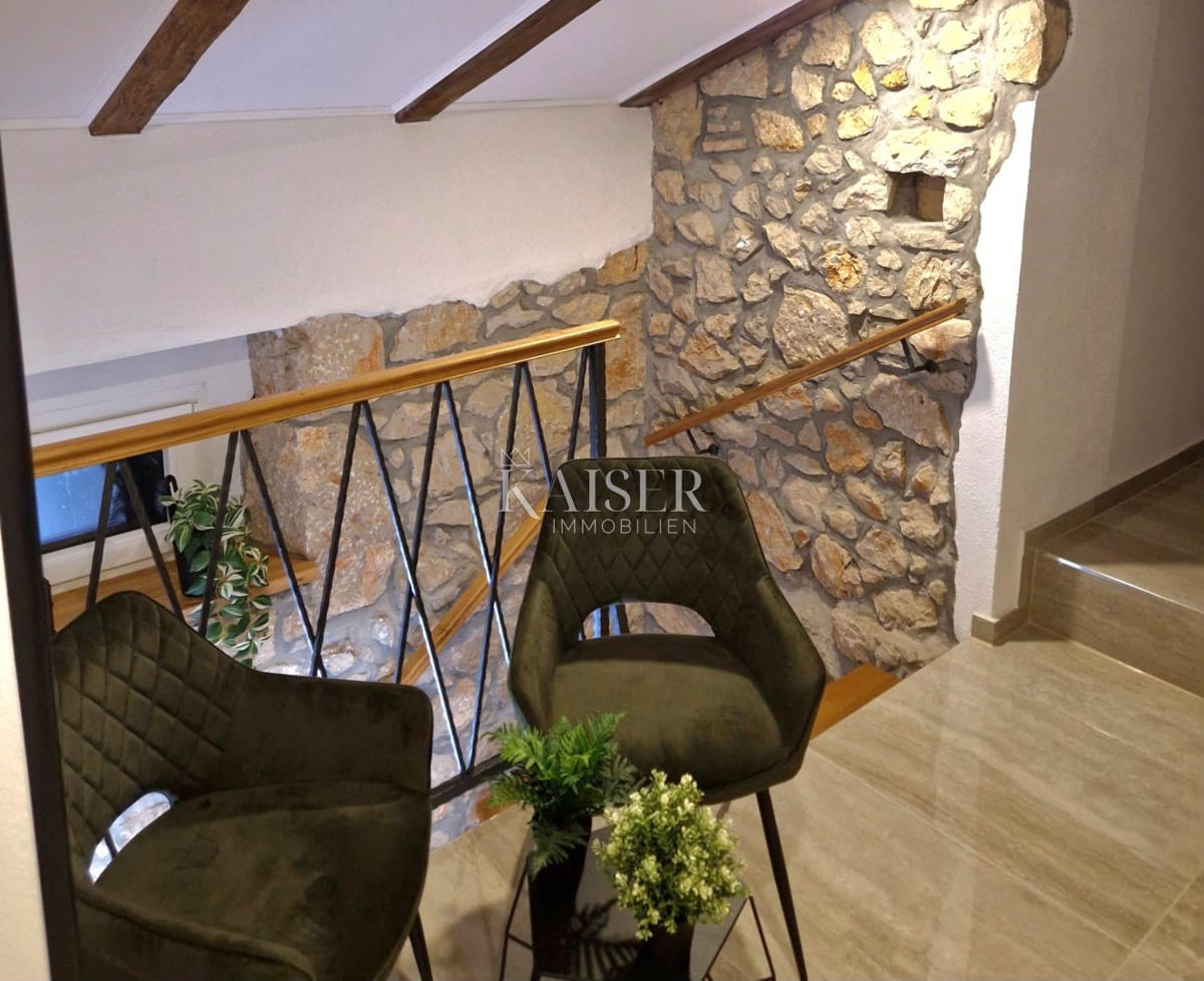 Otok Krk, okolica Dobrinja - adaptirana starina