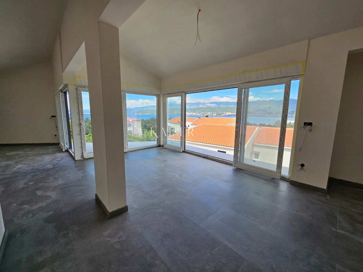 Otok Krk, Polje - lep penthouse v izgradnji s pogledom na morje