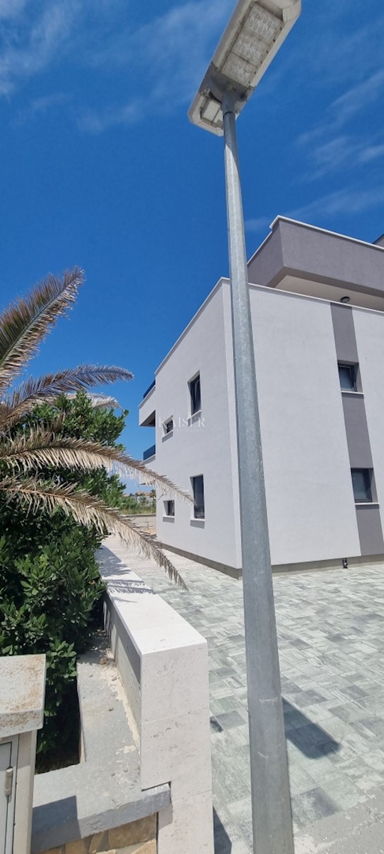 Zadar, Privlaka - Apartma s strešnim bazenom 172 m2