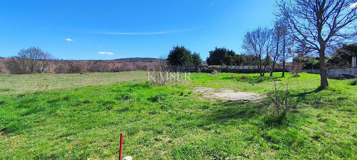 Labin - gradbeno zemljišče v bližini centra, 1.320 m2