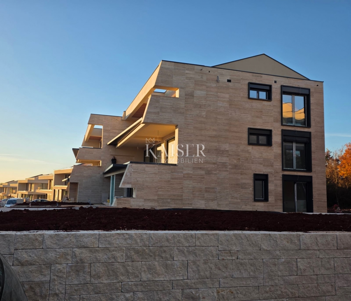 Istra, Umag - luksuzno stanovanje 100 m od morja