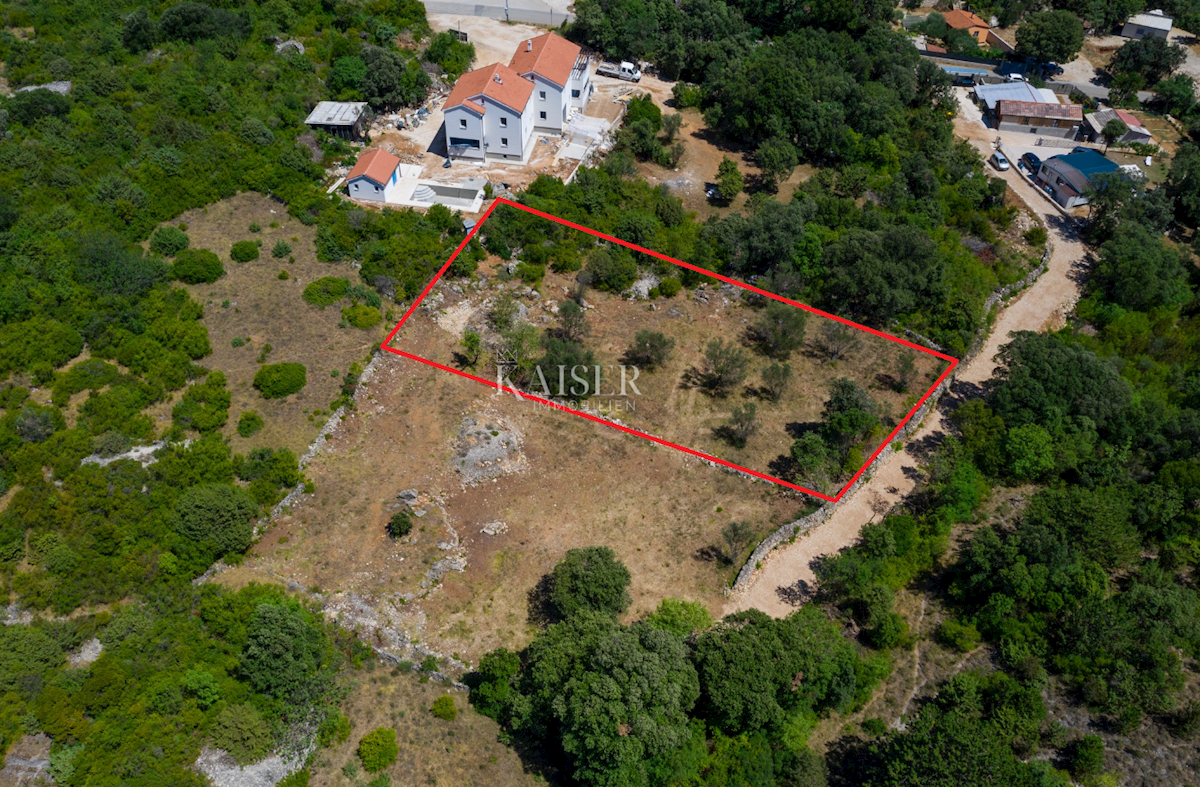  Zazidljivo zemljišče Nerezine, Mali Lošinj, 450m2