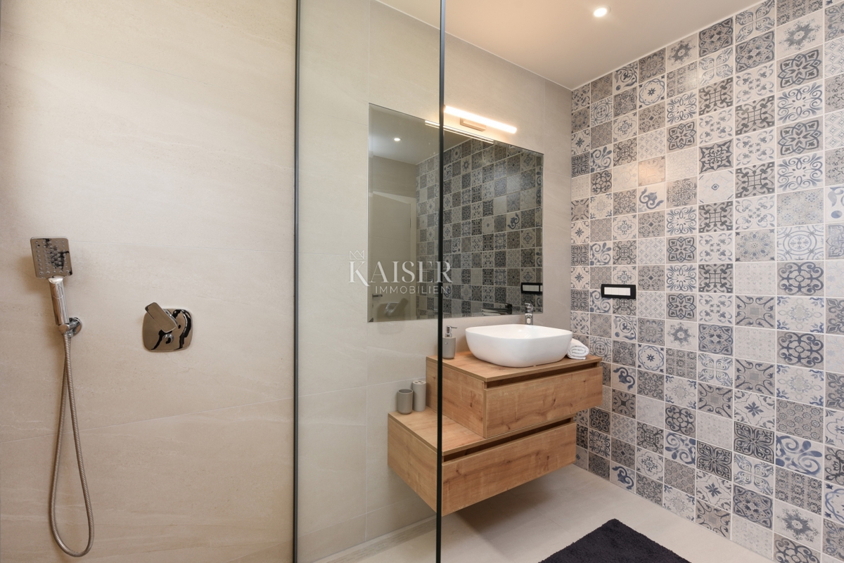 Zadar, Privlak Villa Mia - Luksuz in udobje ob morju