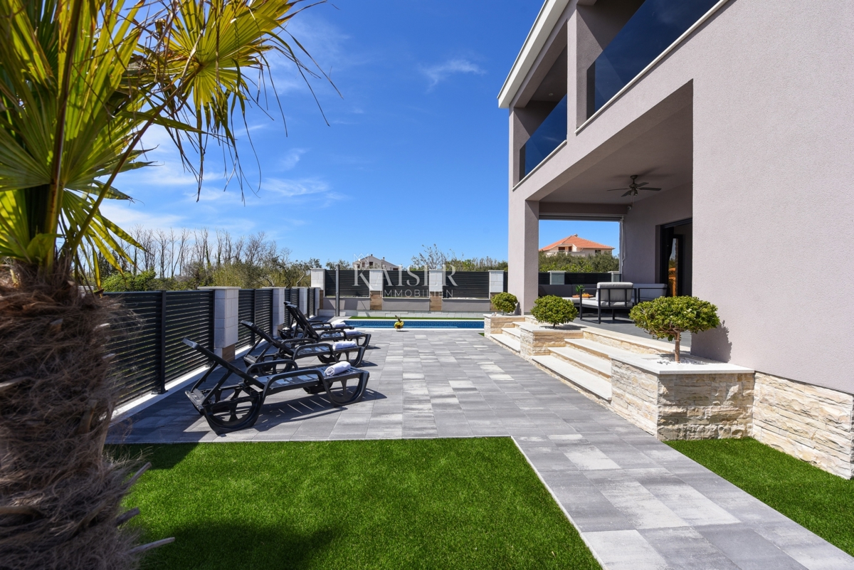 Zadar, Privlak Villa Mia - Luksuz in udobje ob morju
