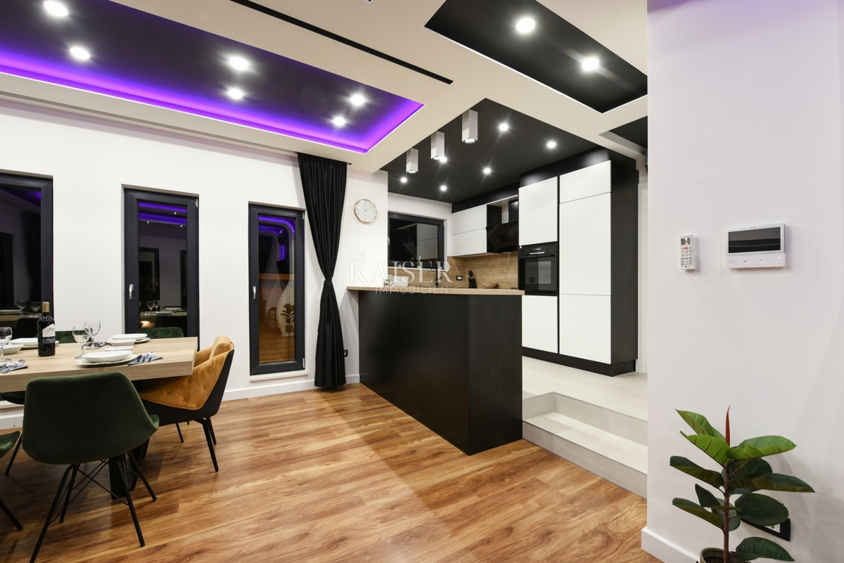 Zadar, Privlak Villa Mia - Luksuz in udobje ob morju
