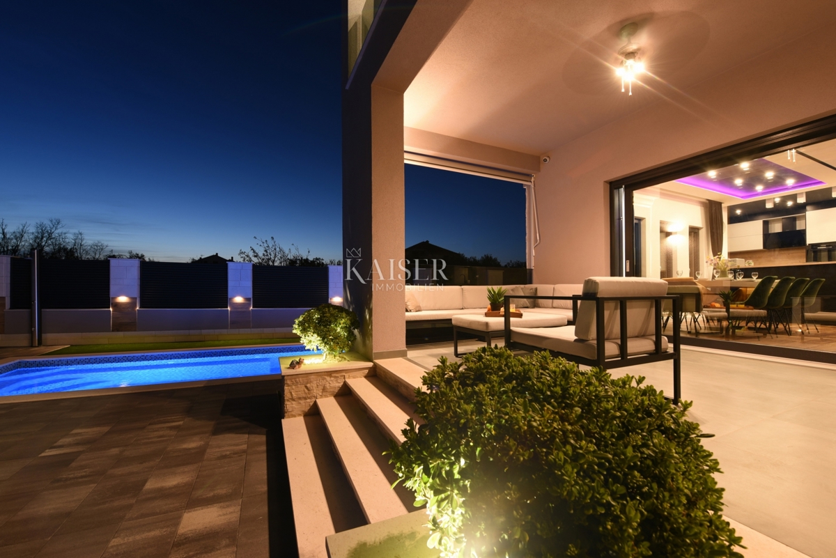 Zadar, Privlak Villa Mia - Luksuz in udobje ob morju