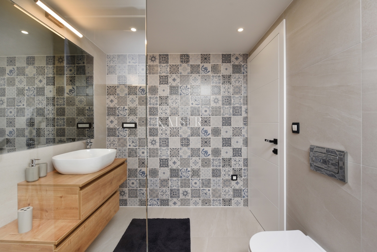 Zadar, Privlak Villa Mia - Luksuz in udobje ob morju