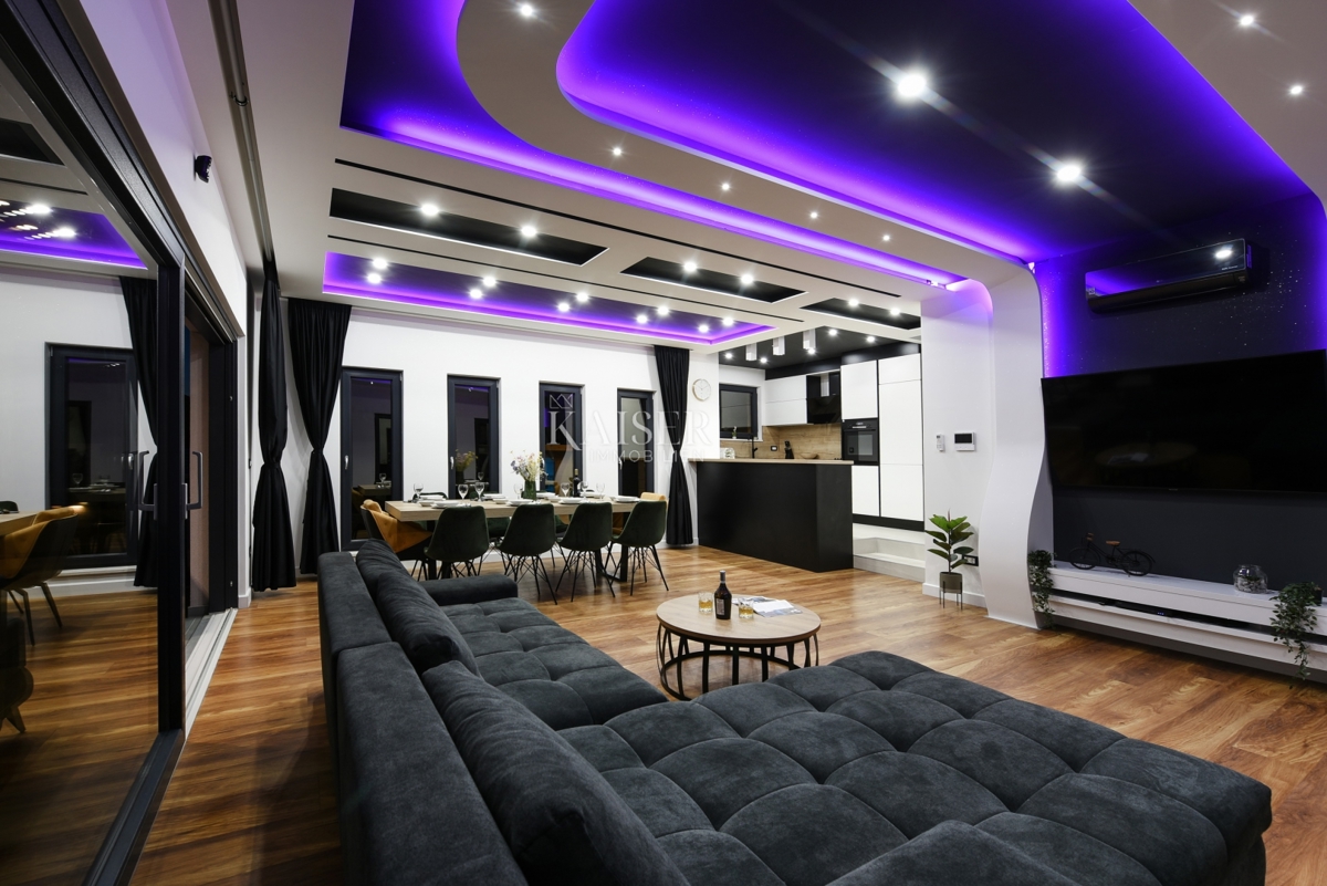 Zadar, Privlak Villa Mia - Luksuz in udobje ob morju