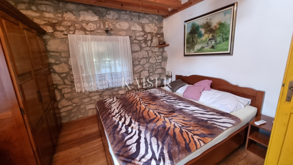Crikvenica, Tribalj - lepa kamnita hiša z vrtom