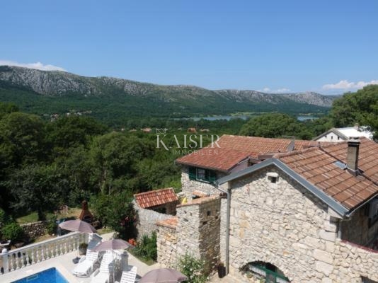 Crikvenica, Tribalj - lepa kamnita hiša z vrtom