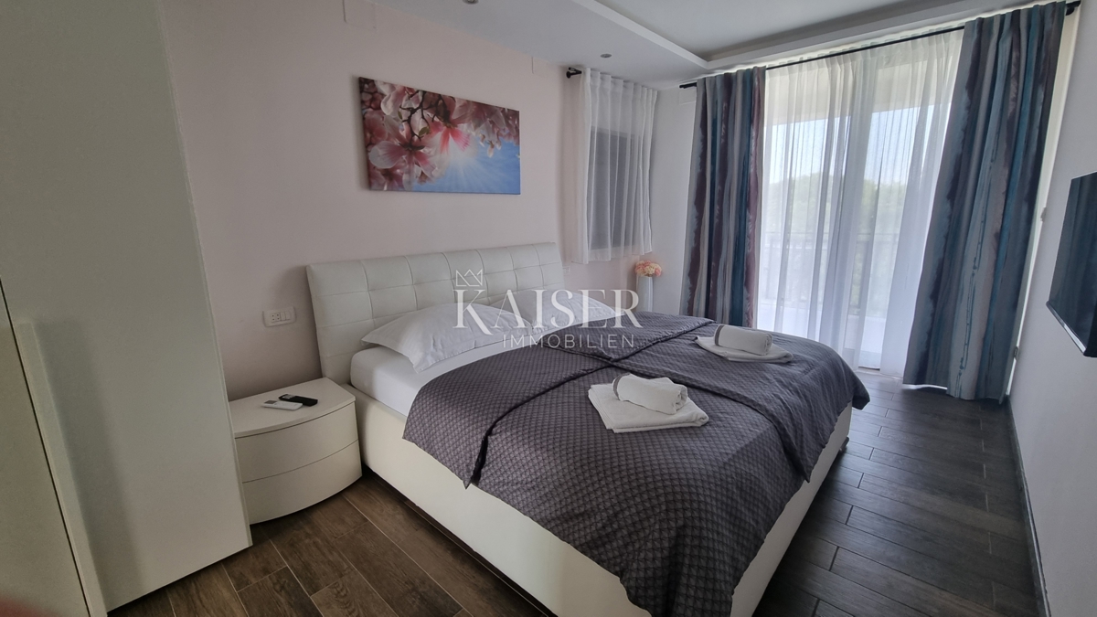 Vila Šmrika, Kraljevica, 400m2