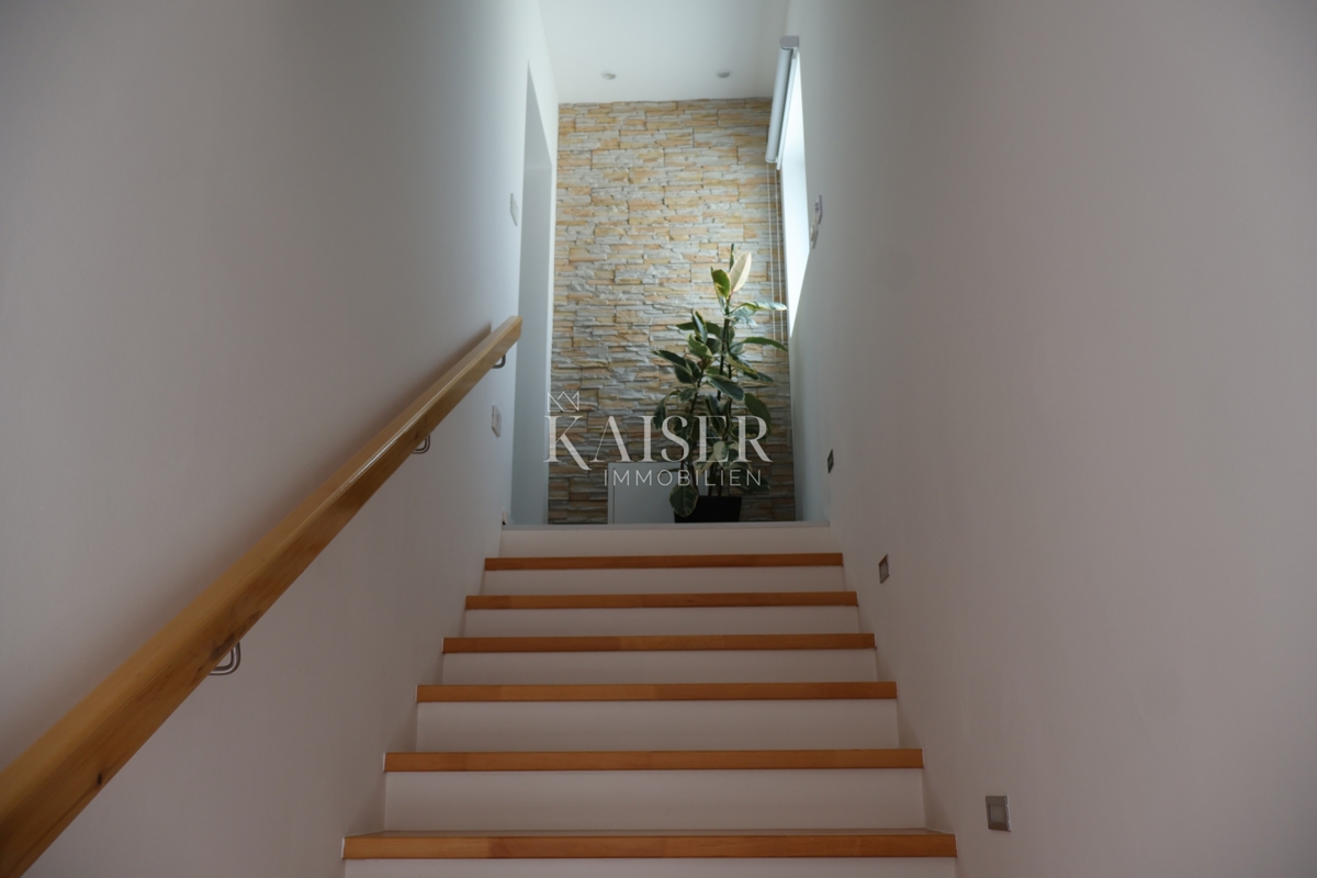 Vila Šmrika, Kraljevica, 400m2