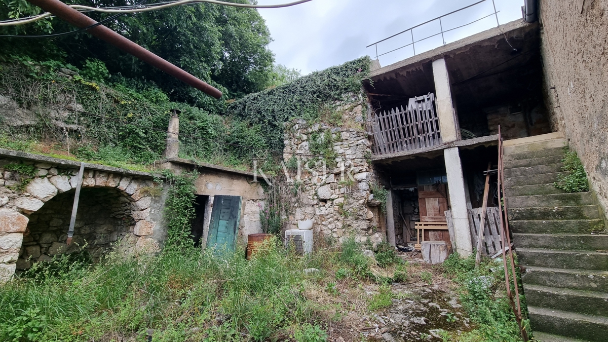Novi Vinodolski, Bribir - dve starodobniki za kompletno prenovo