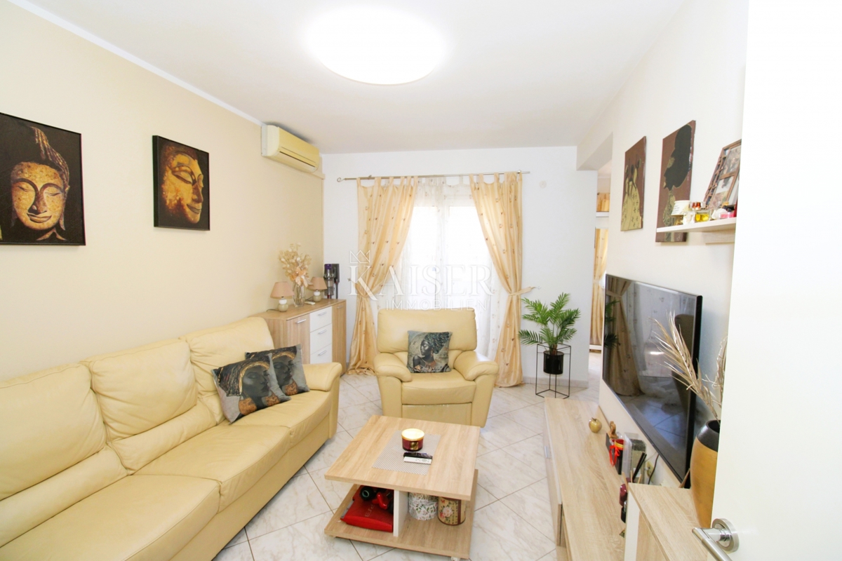 Istra - Poreč, stanovanje v pritličju le 2 km od morja